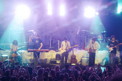 Declan McKenna / Soft Launch on Aug 11, 2024 [777-small]