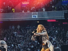 Taylor Swift / Paramore on Jun 9, 2024 [098-small]