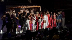 Xscape / SWV / Mýa / Total / 702 on Aug 18, 2024 [749-small]