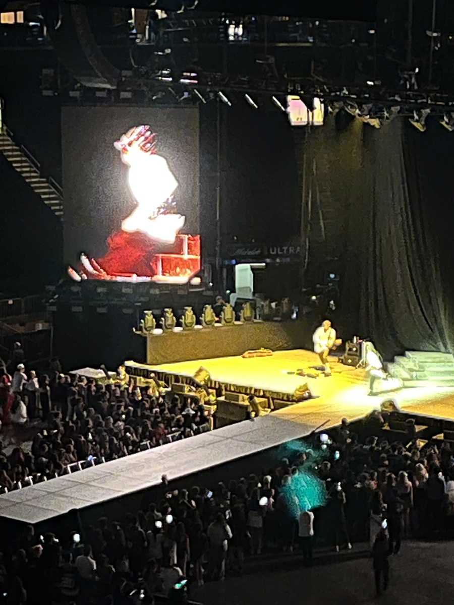 Tate McRae Concert Photos | Concert Archives