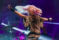 Garbage / Pearl Harts on Jun 13, 2016 [155-small]
