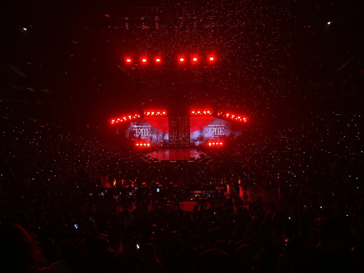 Oct 13, 2023: ENHYPEN at Toyota Center Houston, Texas, United States ...