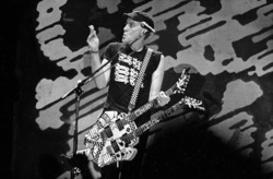 Cheap Trick on Jul 13, 1985 [166-small]