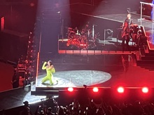 Dua Lipa / Caroline Polachek / Lolo Zouaï on Mar 23, 2022 [724-small]