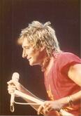 Rod Stewart on Nov 14, 1981 [076-small]