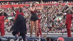 Taylor Swift / Paramore on Jun 15, 2024 [487-small]