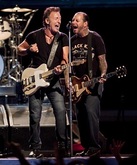 Bruce Springsteen / Bruce Springsteen & The E Street Band on Apr 16, 2009 [897-small]