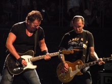 Bruce Springsteen / Bruce Springsteen & The E Street Band on Apr 16, 2009 [901-small]