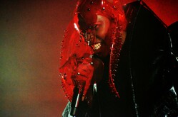Skunk Anansie / Allusinlove on Jul 15, 2019 [748-small]