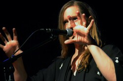 Laura Gibson / Gina Été on Apr 7, 2019 [790-small]