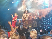 Van Halen / Shinedown on Aug 3, 2004 [535-small]