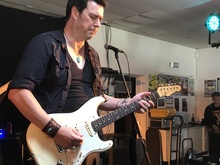 Tyrone Vaughan on Mar 8, 2020 [067-small]