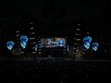 Ed Sheeran / Maisie Peters / Cat Burns on Aug 25, 2022 [624-small]