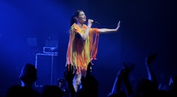 Sophie Ellis-Bextor / Classics By Classic on Sep 13, 2024 [437-small]