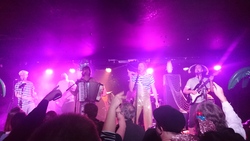 Molotov Jukebox / Hobbit on Nov 24, 2016 [182-small]