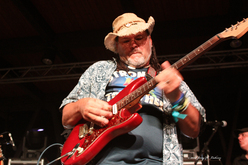 tags: Donny Brewer, Louisville, Kentucky, United States, Christy's Garden - The Labor Day Weekend Show on Aug 31, 2024 [359-small]