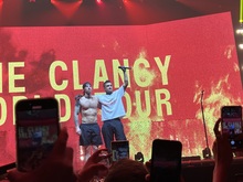 Twenty One Pilots / Balu Brigada on Sep 17, 2024 [639-small]