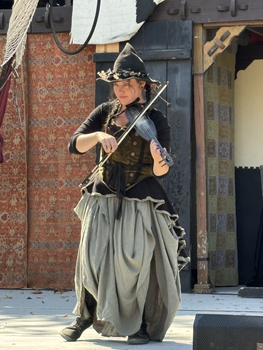 Sep 21, 2024 The Jackdaws at Waynesville, Ohio, United States