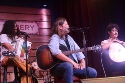 Robert Earl Keen on Sep 18, 2024 [776-small]