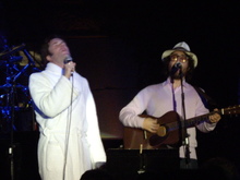 Rufus Wainwright & Sean Ono Lennon (Aug 4, 2007) Mountain Winery, Saratoga CA 'Across the Universe', tags: Rufus Wainwright, Sean Lennon, Saratoga, California, United States, The Mountain Winery - Rufus Wainwright / Sean Lennon / A Fine Frenzy on Aug 4, 2007 [974-small]
