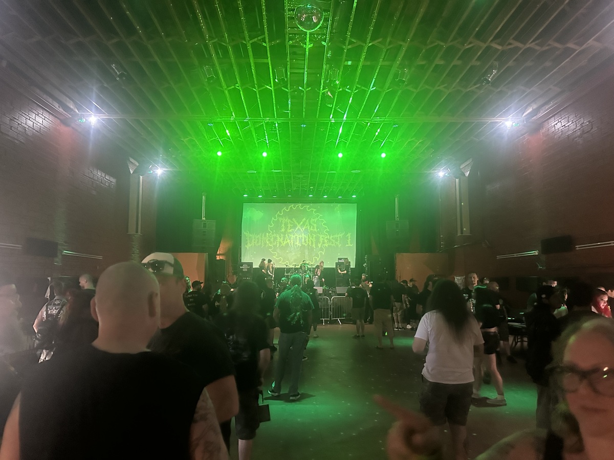 Creme Fresh Concert & Tour History (Updated for 2024) Concert Archives