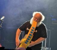 Tenacious D / Dave Hill on May 7, 2024 [072-small]