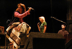 Cowboy Junkies / Over the Rhine on Oct 14, 2000 [317-small]