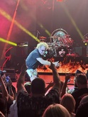 Sammy Hagar / David Lee Roth on Aug 20, 2002 [588-small]