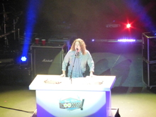 "Weird Al" Yankovic on Aug 23, 2016 [548-small]
