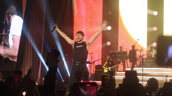 Niall Horan / Del Water Gap / Julia Michaels on Jul 28, 2024 [254-small]