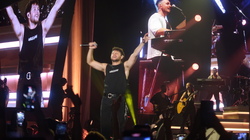 Niall Horan / Del Water Gap / Julia Michaels on Jul 28, 2024 [256-small]