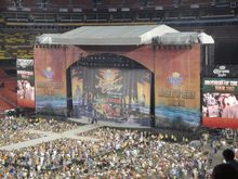 Kenny Chesney / Tim McGraw / Jake Owen / Grace Potter & the Nocturnals on Aug 11, 2012 [574-small]