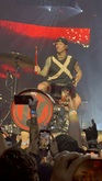 Twenty One Pilots / Balu Brigada on Oct 9, 2024 [375-small]