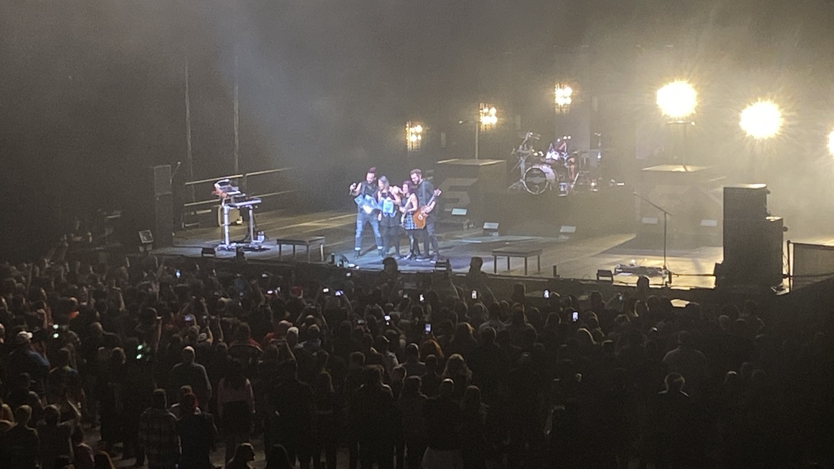 Saint Asonia Concert & Tour History (Updated for 2025) Concert Archives