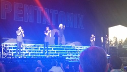 Kelly Clarkson / Pentatonix / Eric Hutchinson / Abi Hoffman on Jul 21, 2015 [229-small]