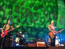 Hoodoo Gurus on May 23, 2015 [078-small]