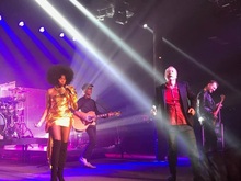 Simple Minds on Oct 27, 2018 [922-small]