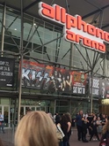 Kiss on Oct 10, 2015 [818-small]