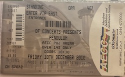 Pendulum / Hadouken! on Dec 10, 2010 [327-small]