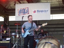 Gary Sinise and the Lt. Dan Band on Apr 23, 2010 [674-small]