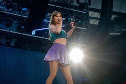 Taylor Swift / Paramore on Jun 8, 2024 [484-small]
