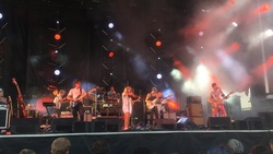 Modest Mouse / Brand New on Jul 22, 2016 [685-small]