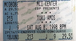 Tori Amos on Aug 8, 1998 [044-small]