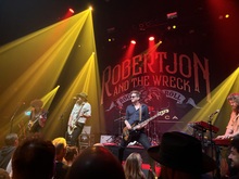 Robert Jon & The Wreck / Copperhead County on Oct 30, 2024 [947-small]