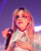CHVRCHES / Luna Li on Nov 24, 2021 [591-small]
