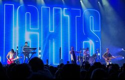 Birds of Tokyo / Sahara Beck on Nov 1, 2024 [940-small]