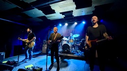 The Menzingers / Pass The Flask / rana danta on Nov 1, 2024 [079-small]