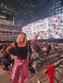 Taylor Swift / Gracie Abrams on Nov 1, 2024 [591-small]