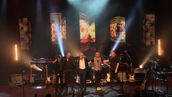 10CC on Sep 23, 2016 [827-small]