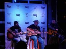 Cody Jinks / Casper McWade / Tom McElvain on Dec 2, 2019 [865-small]